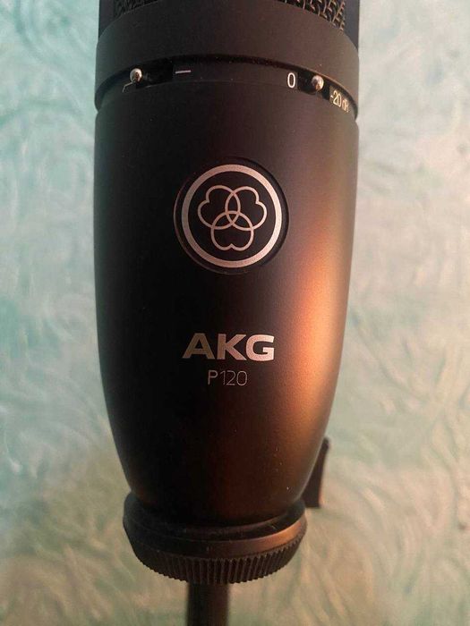 Микрофон AKG P120