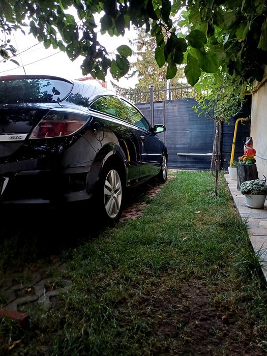 Autoturisme opel astra