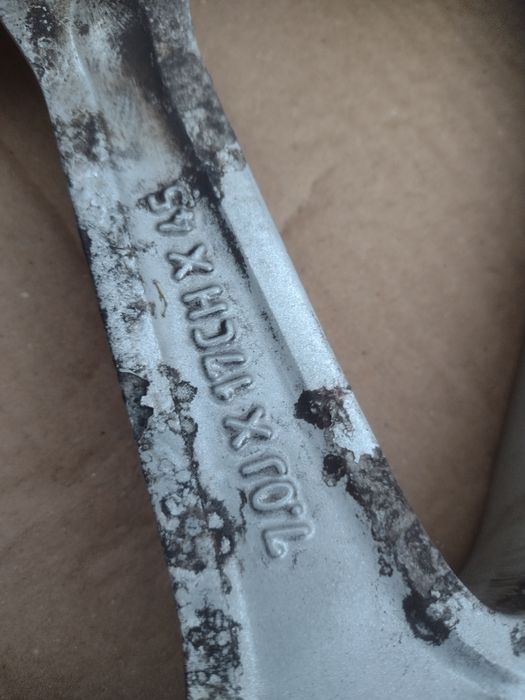 Оригинални 17-5х108 ЕТ45 7j Land rover Evoque