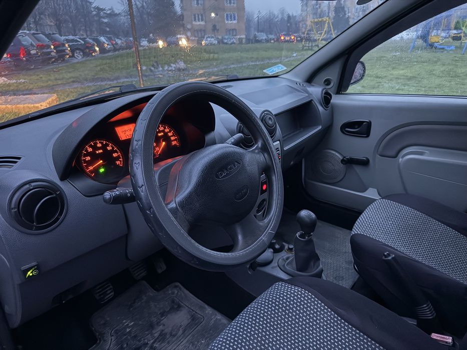 Vand  dacia logan berlina, benzina+GPL