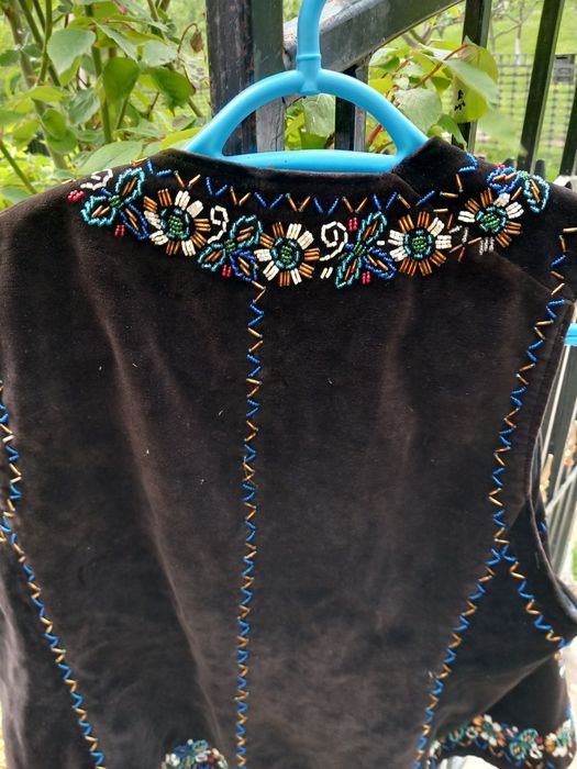 Vind vesta populara de colectie.