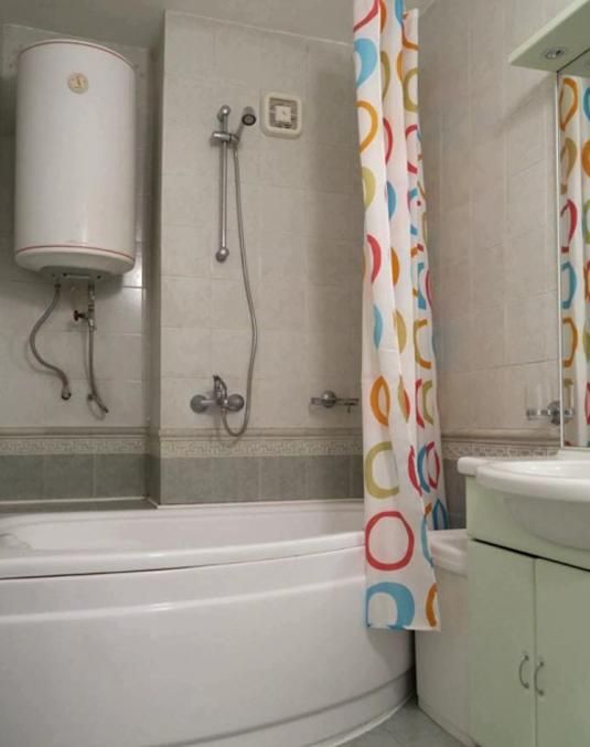 Дава се под наем Тристаен апартамент в Пловдив, Център - 90 кв.м за 500 € - Снимка #6