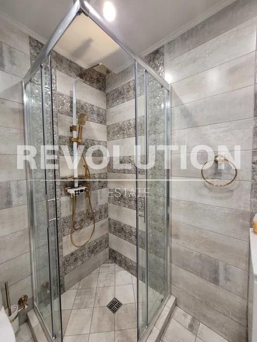 Дава се под наем Двустаен апартамент в Варна, м-т Траката - 66 кв.м за 600 € - Снимка #10