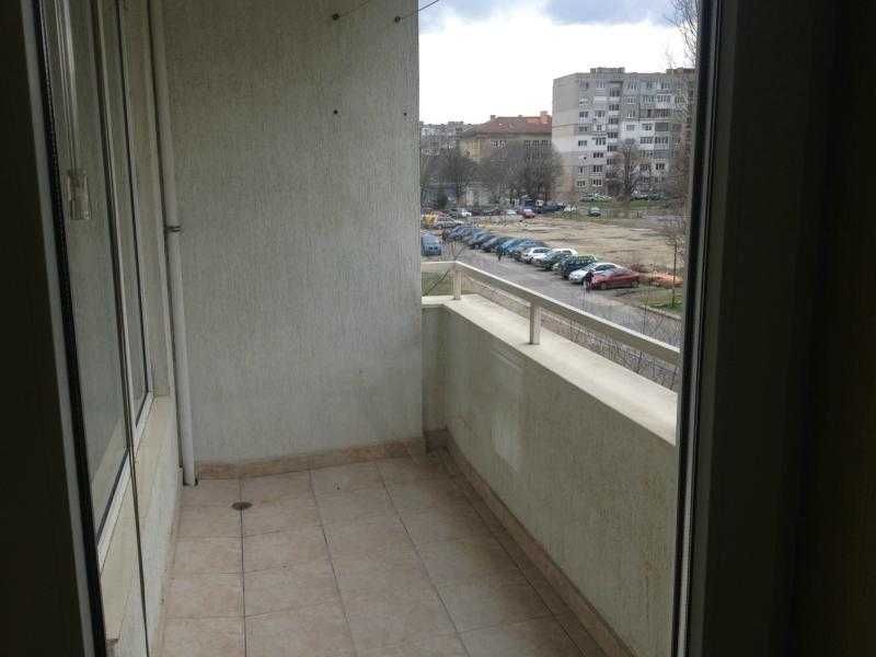 Дава се под наем Едностаен апартамент в София, Надежда 1 - 46 кв.м за 270 € - Снимка #2