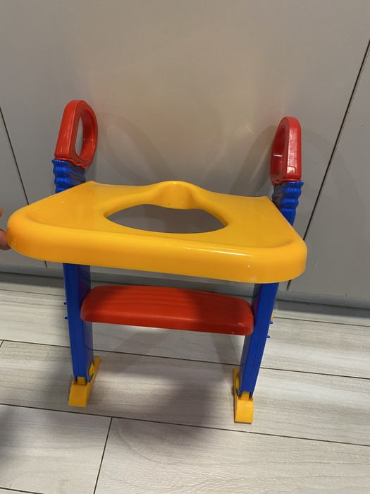 Reductor pliabil cu scarita pentru toaleta