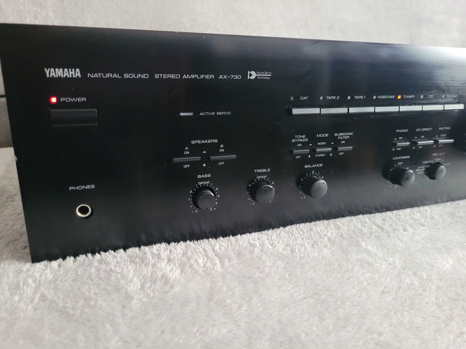 YAMAHA AX-730 amplificator Hi-Fi