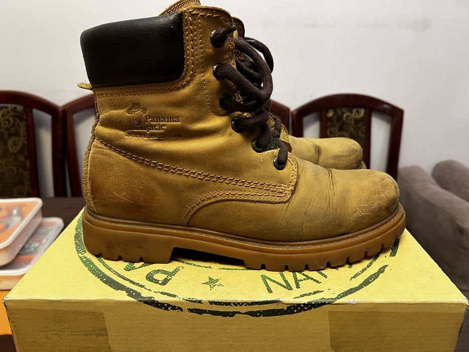 Ботнки на зиму.