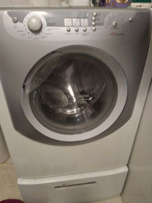 Стиральная машина в хорошем состоянии