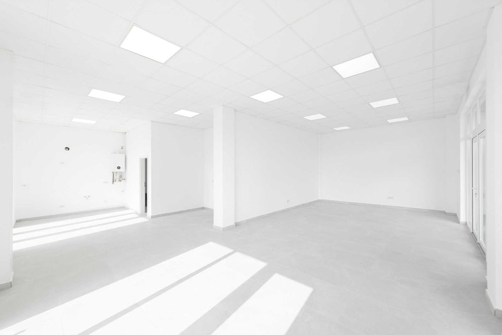 Spațiu comercial de închiriat în Dumbrăvița