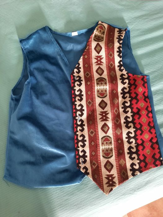 Продам национальный жилет