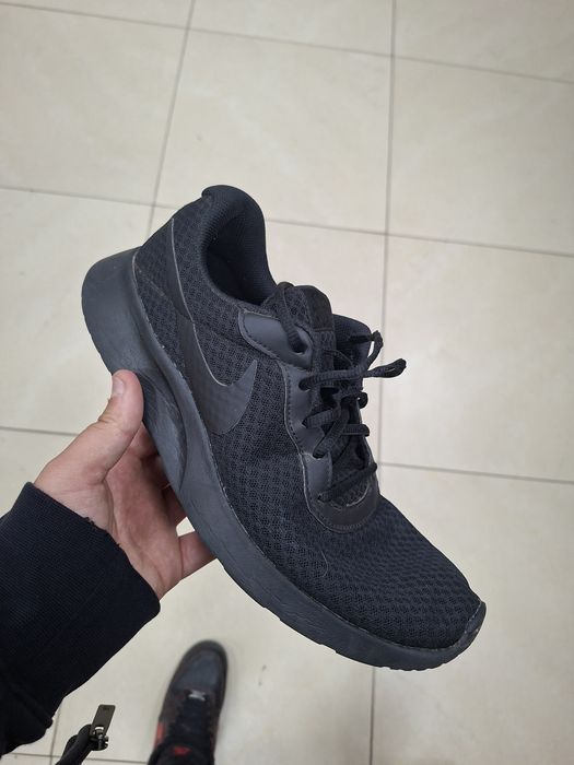Vand nike de panza