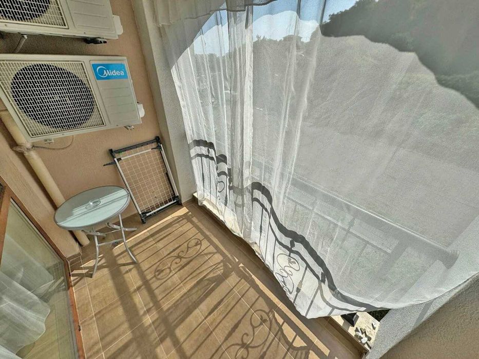 Продава се Двустаен апартамент в к.к. Елените - 62 кв.м за 896 €/кв.м - Снимка #8