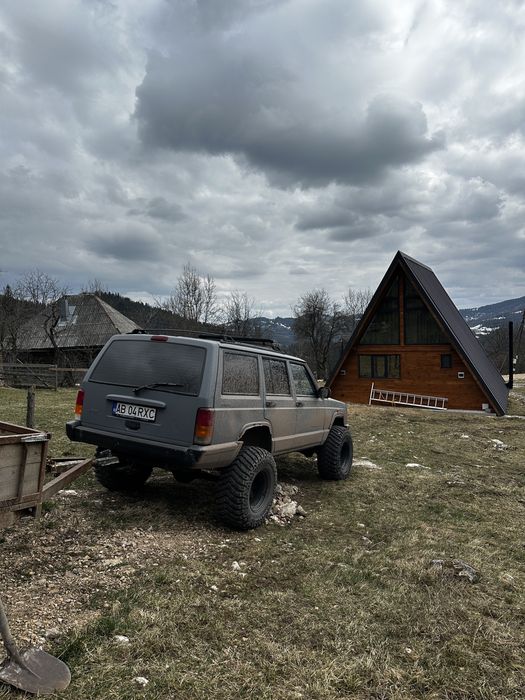 JEEP Cherokee 0 — imagine 5