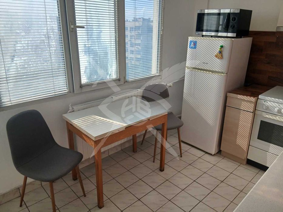 Дава се под наем Двустаен апартамент в София, Слатина - 65 кв.м за 475 € - Снимка #1