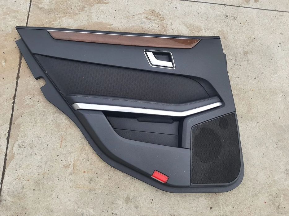 fata tapiterie usa stanga spate  mercedes e-class w212