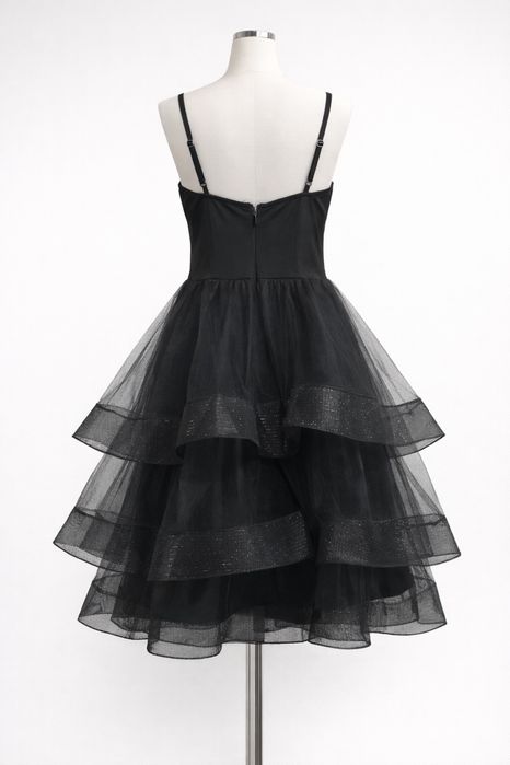 Черна рокля – Little Black Dress