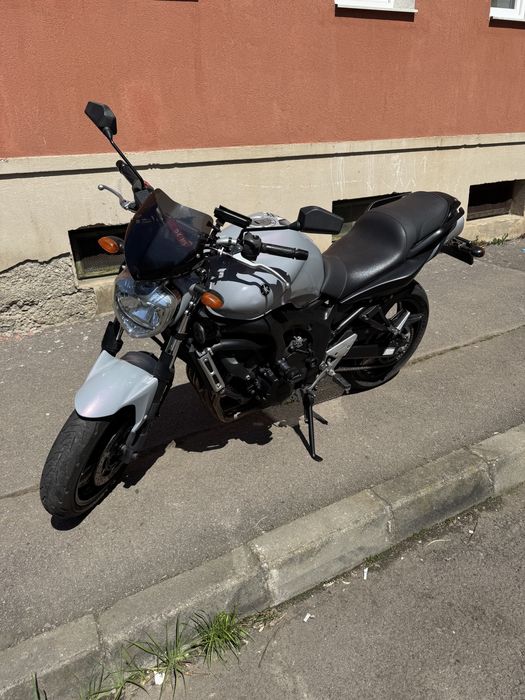 Yamaha FZ 6N.  600cmc. 100cp