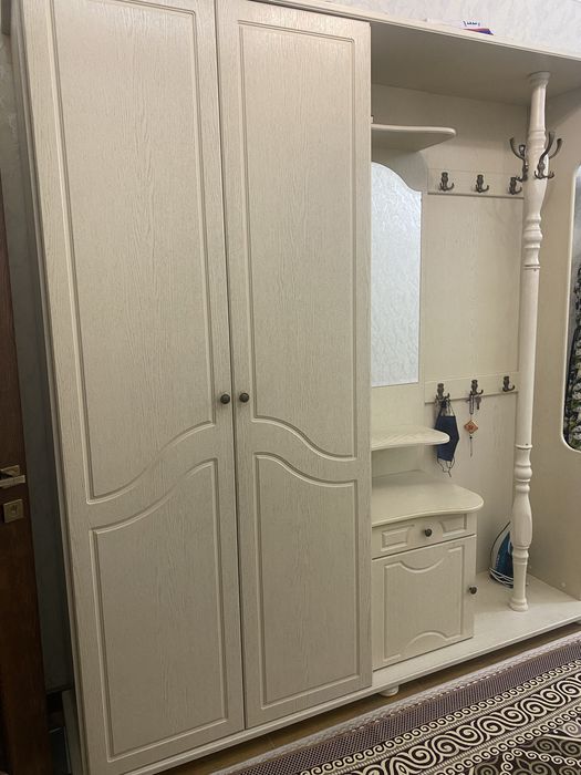 СРОЧНО Продам мебель прихошки