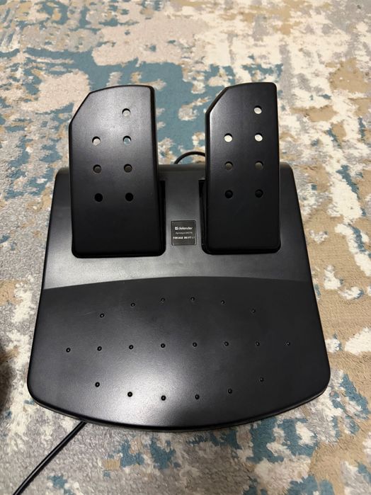 Игровой руль defender