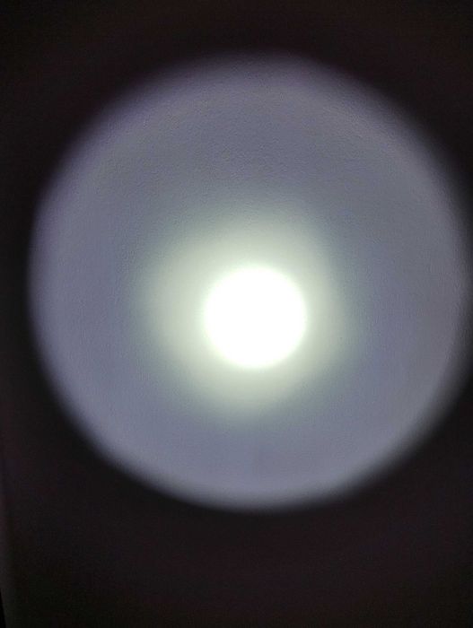 Nitecore P25 Smilodon led фенер