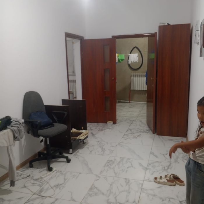 Жанаталаптан үй сатылады