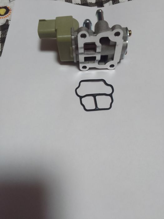 Продам генератор на карина е 4афе