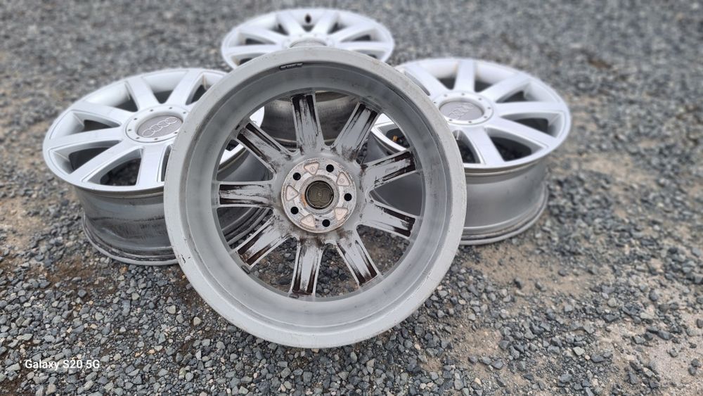 Оригинални джанти Ауди 5/112 Audi A4 8E  5x112

Употребявани, Шумен