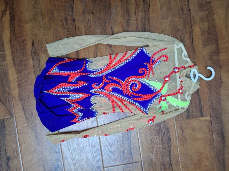 Купальники гимнастические