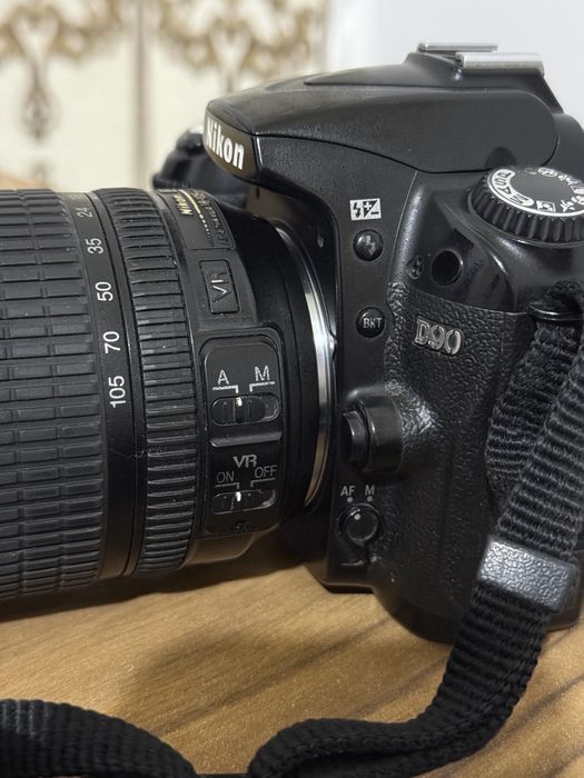 Nikon D90 sotiladi ideal