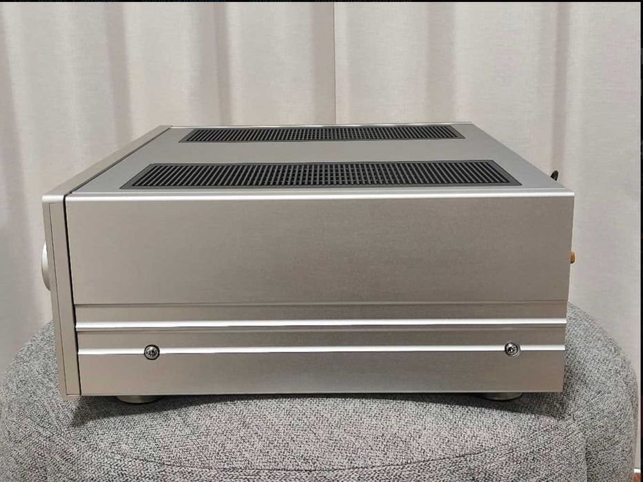 Luxman L-550A - Amplificator Integrat Clasa A High-End