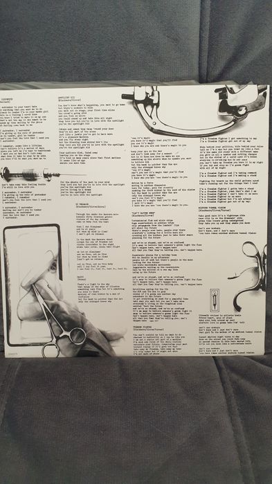 Продаются виниловые диски RAINBOW-1981 и 1982 г.