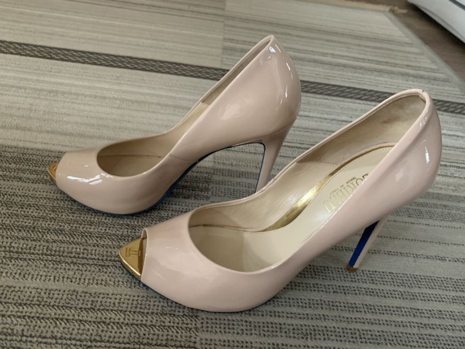 Туфли  LORIBLU. Качество отличное