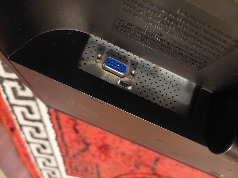 Monitor LG flatron ,diagonala 19 inch ,stare buna de functionare