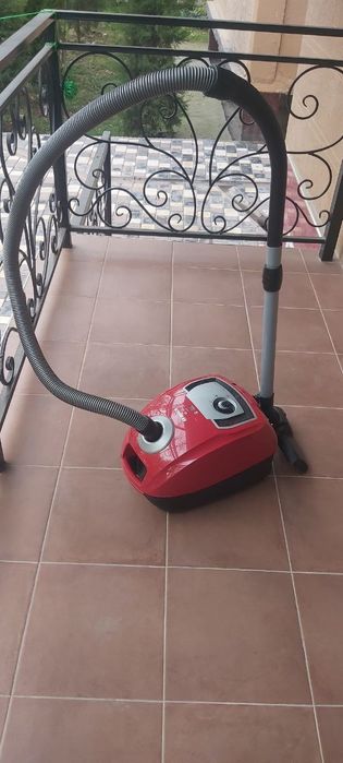 Продаётся пылесос Bosch