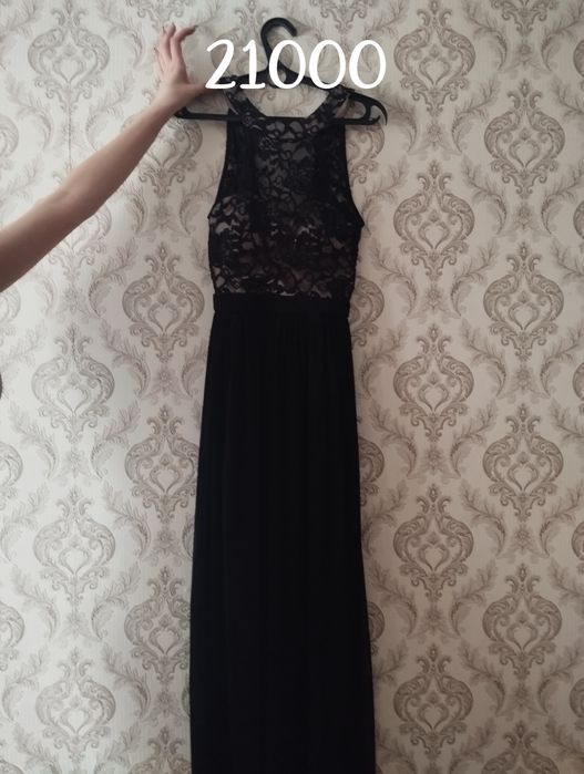 .Платья вечерние.