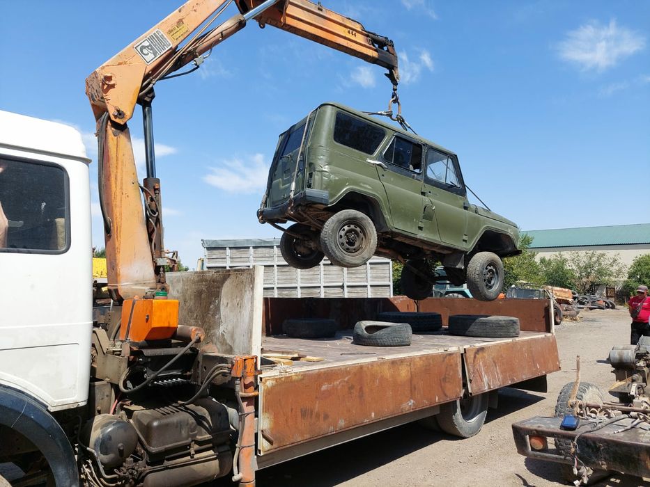 Услуги манипулятора и грузоперевозок