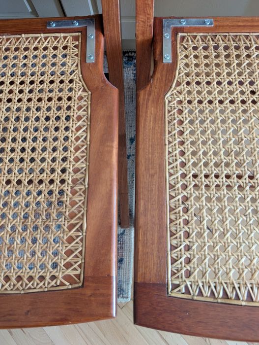 Сгъваеми столове от масивно дърво