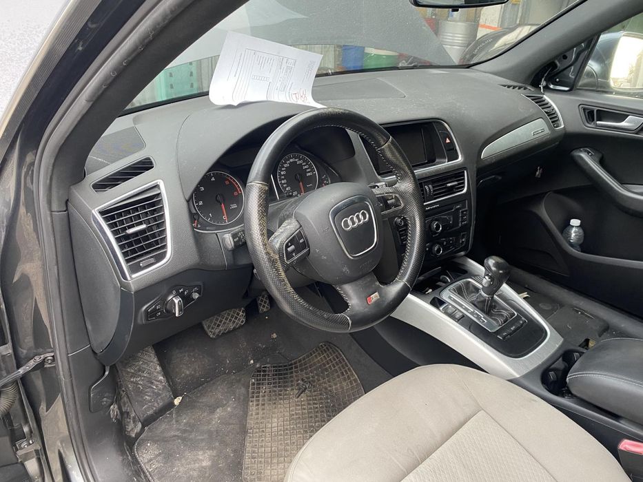 Audi Q5 2.0tdi. На частиии