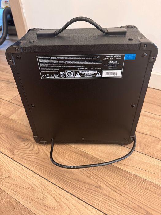 Amplificator chitară Marshall MG10CF ( Carbon Fibre ) - Stare excelentă