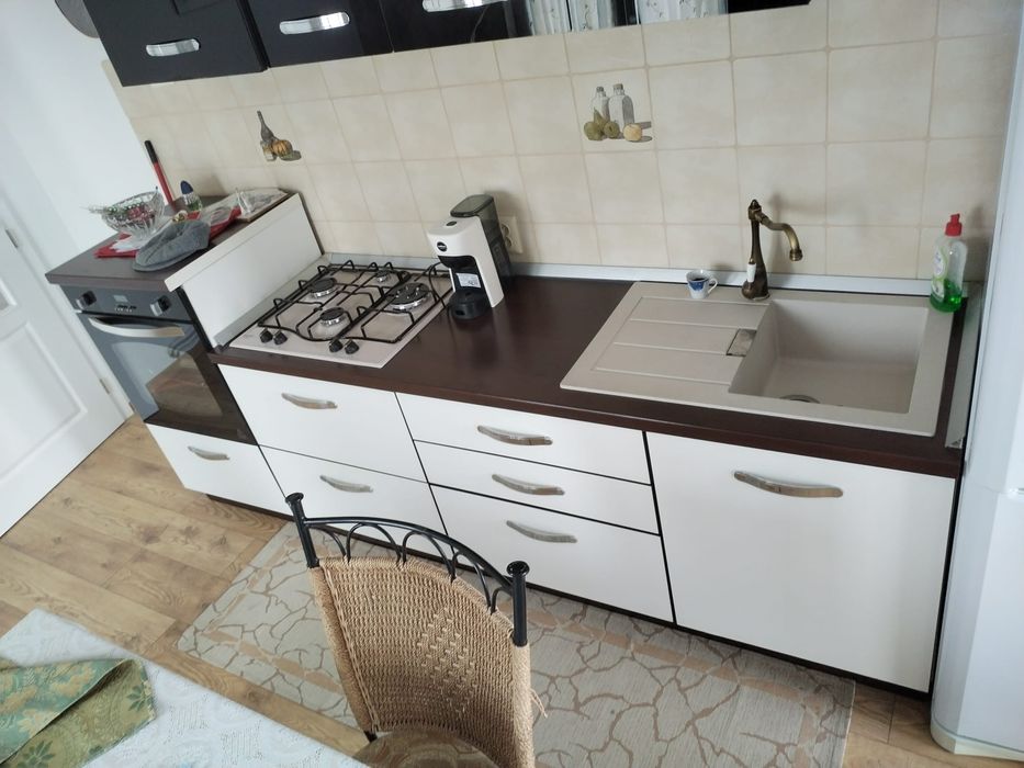 De vânzare mobila de bucătărie completa