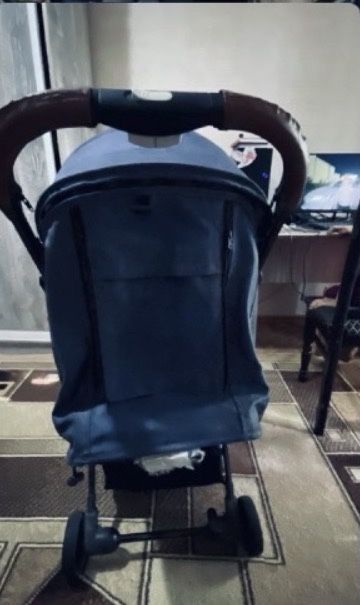 коляска хорошийй