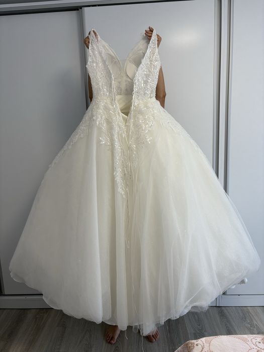 Булчинска рокля.