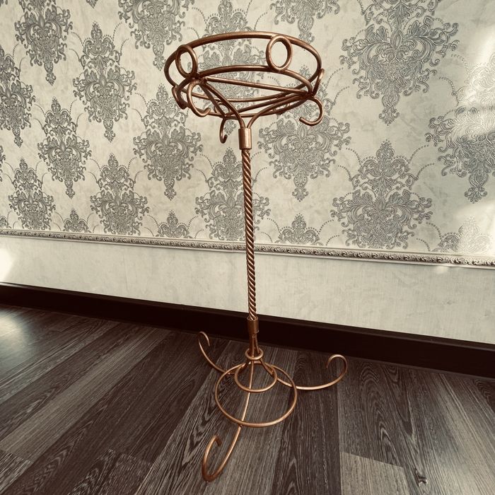 Подставка для цветов