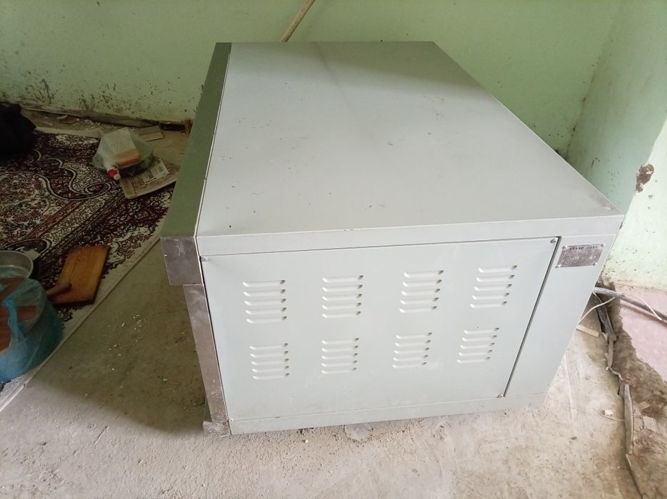 Kandiseriski pechka sotiladi