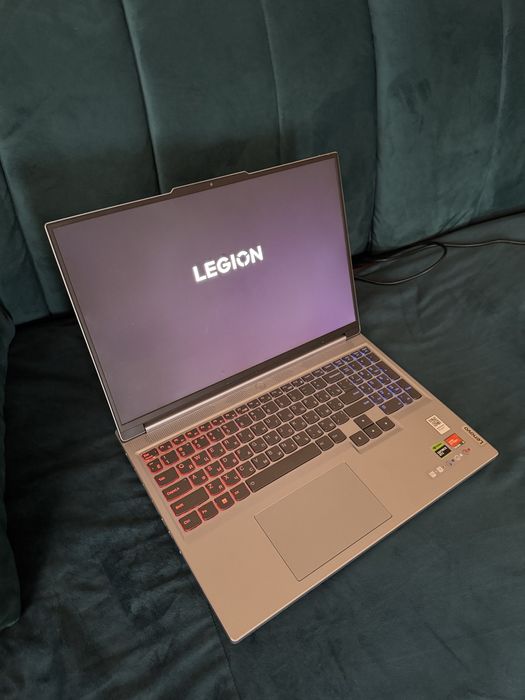 Lenovo Legion Slim 5 (16APH8)