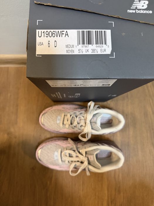 Чисто нови оригинални маратонки New Balance 38.5 номер и 39.5 номер