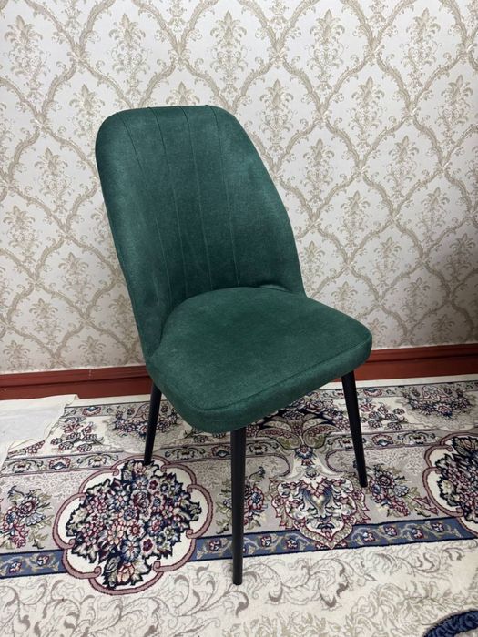 Stol stul sotiladi kafe barlar va fast foodlar uchun