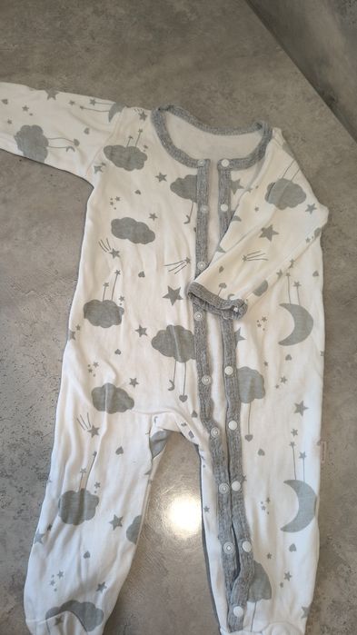 Продам детские вещи