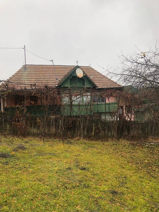 Casa in centrul com. Faragau, cu 3000 mp de gradina