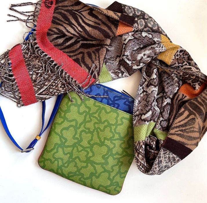 TOUS цветна интересна чанта за през рамо